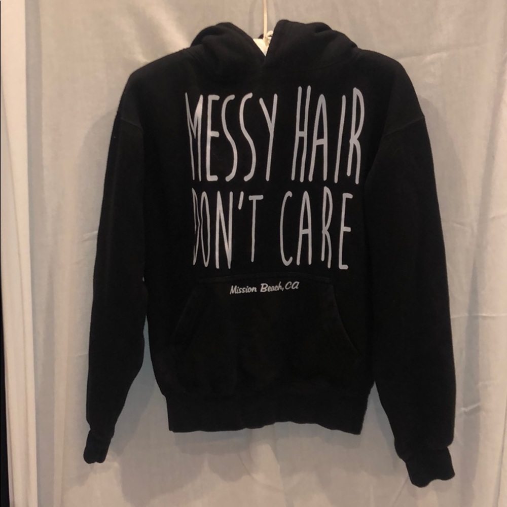 Hoodie. Black. XL for girls.